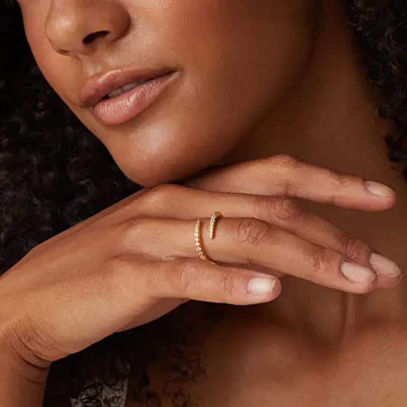 Glamour Twist Jewelled Titanium Ring