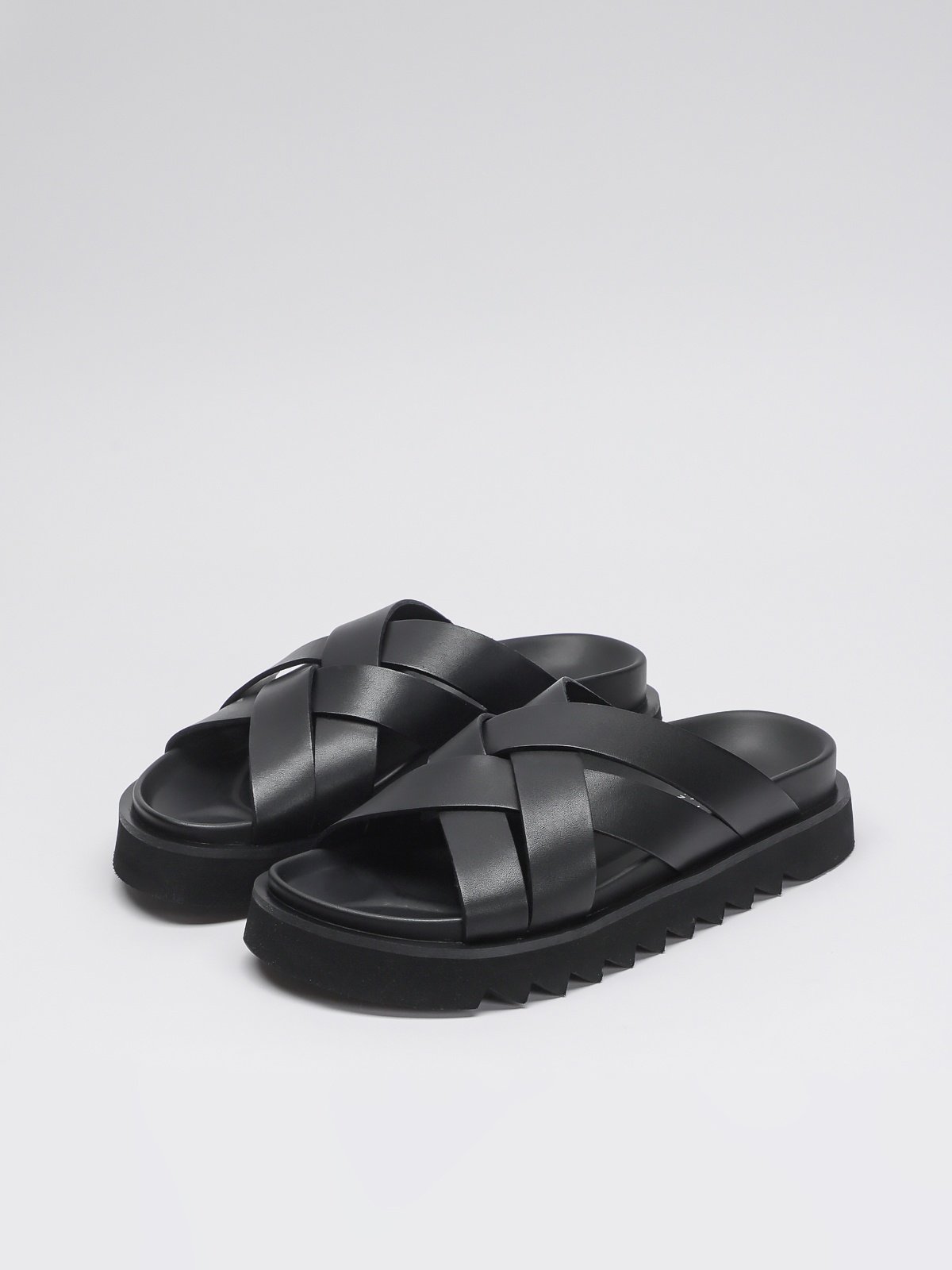 Men's leather sandals
