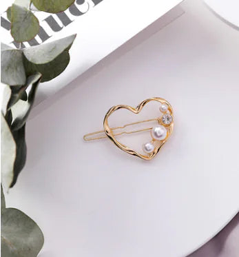 Chic Geometric Pearl Hair Clip