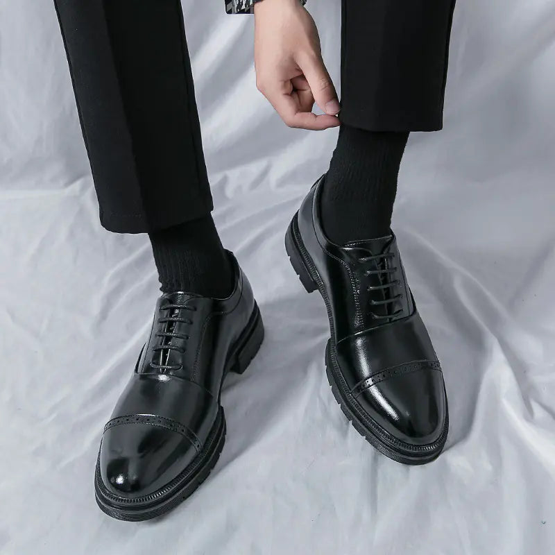 Men's Sleek Tassel Loafers for Work & Leisure